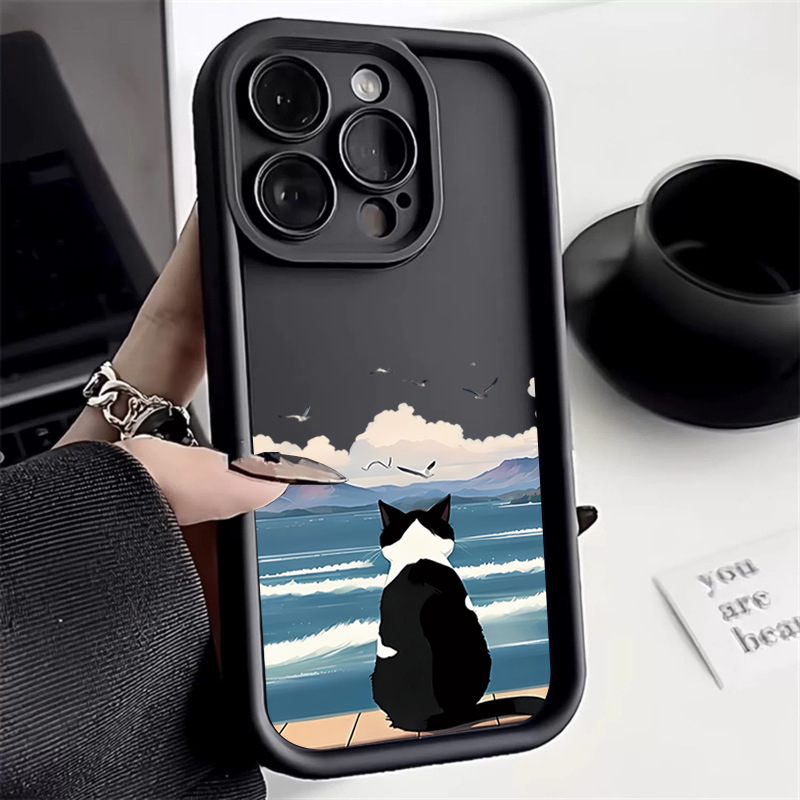 Simpatico gatto che guarda il  - Watch Xs8 recensione e prezzo